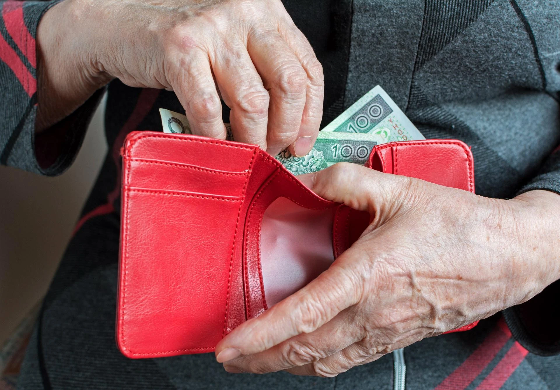 Już za rok seniorzy nie będą stratni. Sejm podwyższył emerytury nawet o 500 zł
