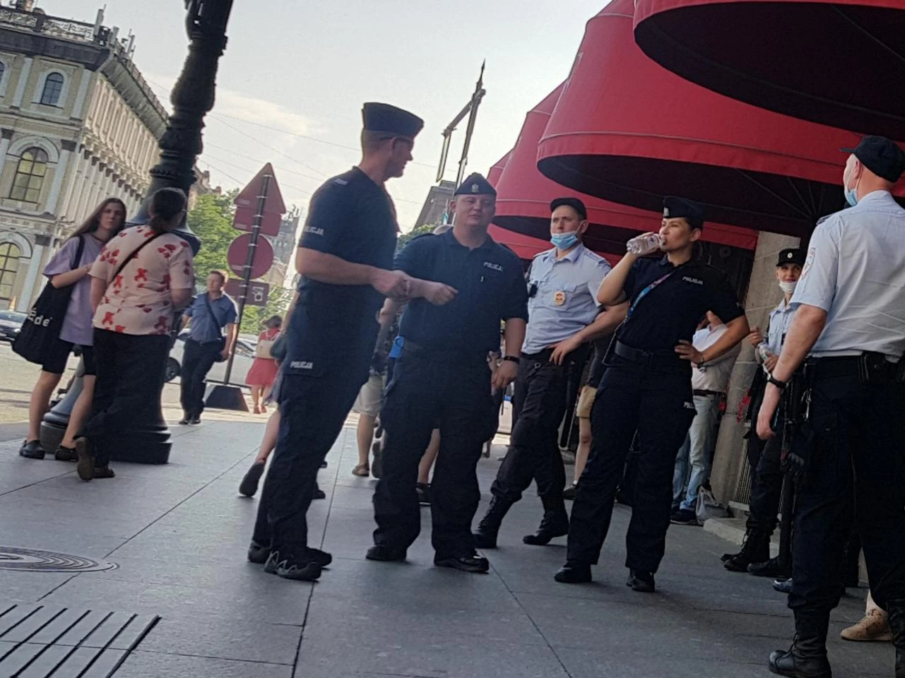 Polska policja przyjechała do Rosji! Co się dzieje?! Mamy ZDJĘCIA