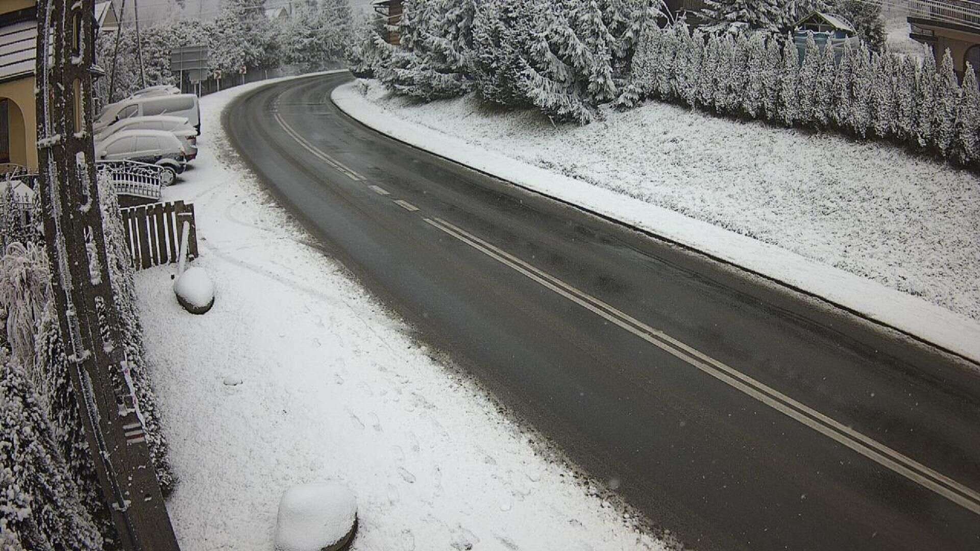 Pierwszy śnieg Wystarczy 1 sekunda nieuwagi! Zapowiadają ślizgawicę i śnieg