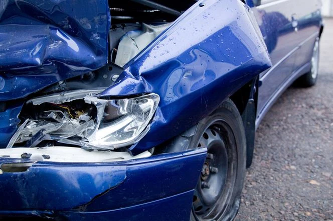 Wiszowate. Młodzi ludzie zginęli w wypadku. Ich audi roztrzaskało się na drzewie