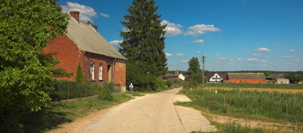 One naprawdę istnieją! Jadą przez te miejscowości i pękają ze śmiechu!