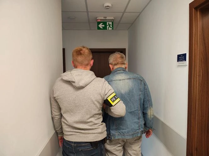 POSZUKUJĄ POKRZYWDZONYCH Szarlatan z Pruszkowa żerował na chorych. 