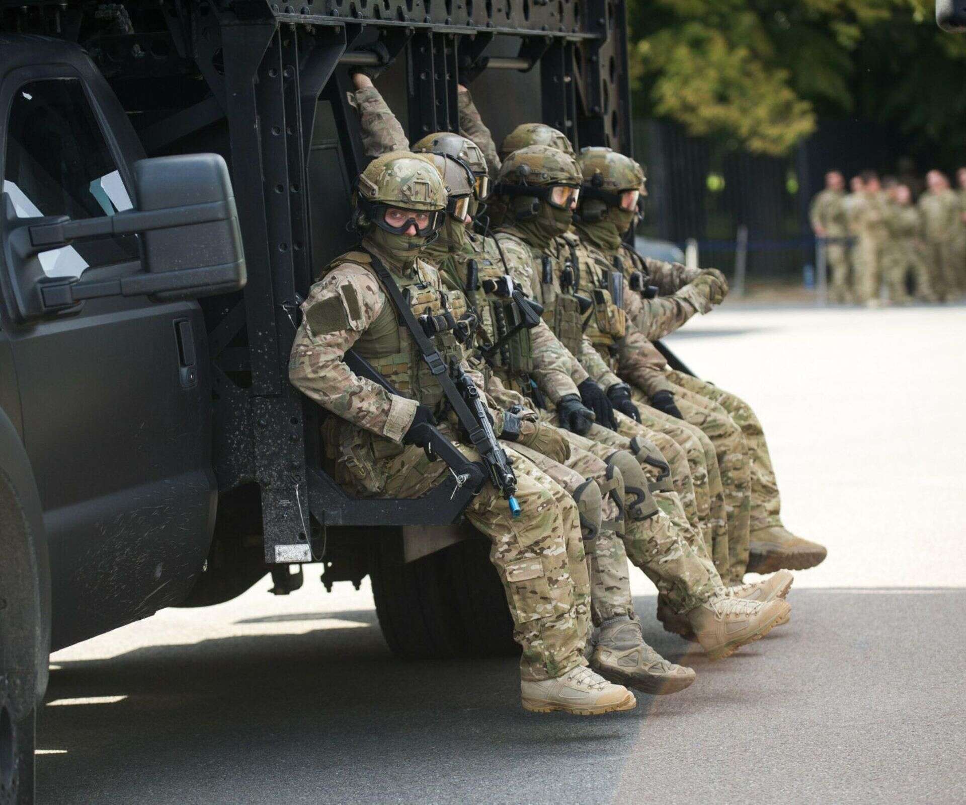 SPRAWDŹ Huki, wystrzały i utrudnienia w Warszawie. Co się dzieje?