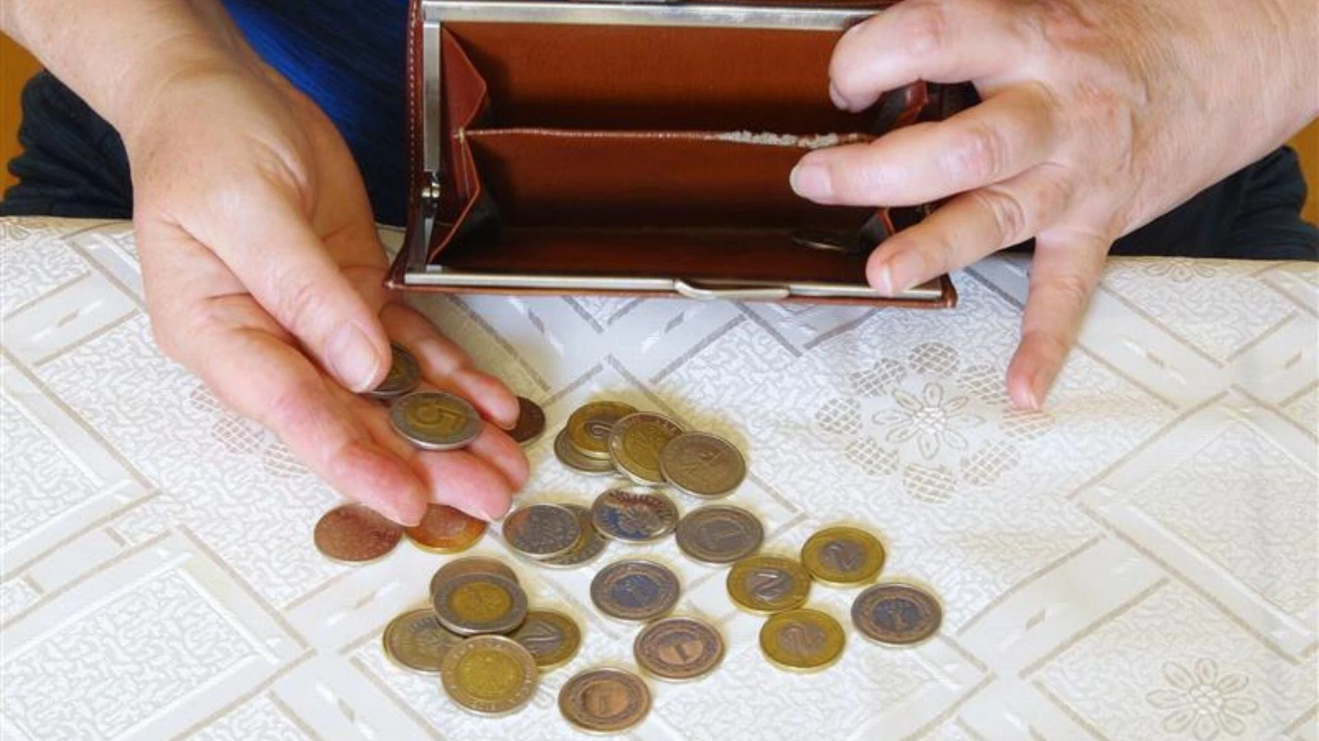 Raport ZUS Połowa seniorów w Polsce żyje za mniej niż 3,5 tys. zł