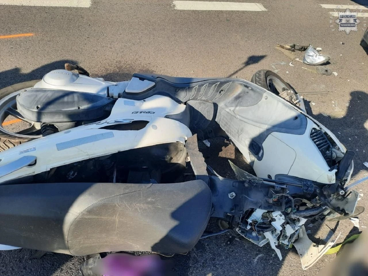 Wypadek śmiertelny Kraksa mercedesa z motocyklem. Nie żyje 49-latek