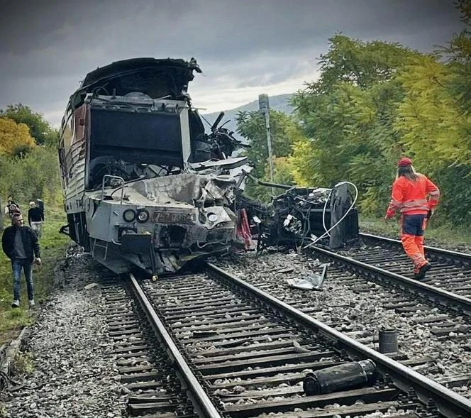 Jest wstępna przyczyna! Siedem osób walczy o życie, 84 rannych! Przerażający bilans po katastrofie kolejowej na Słowacji