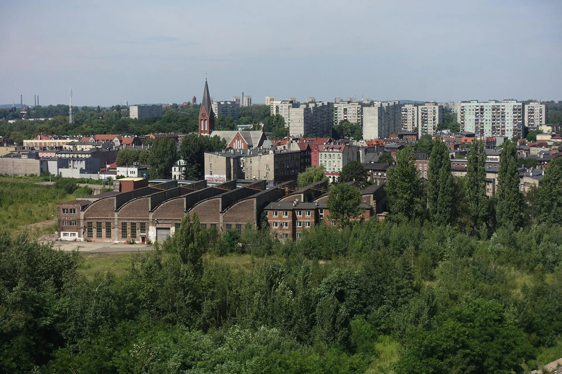 Warto wiedzieć AI wskazała śląskie miasto z największymi problemami. Te dane mówią wszystko, bezlit…