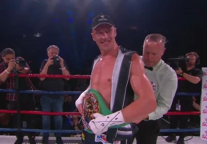 Ogromne święto Michał Cieślak zdobył pas mistrza świata WBC Interim. Teraz czeka go najważniejszy d…