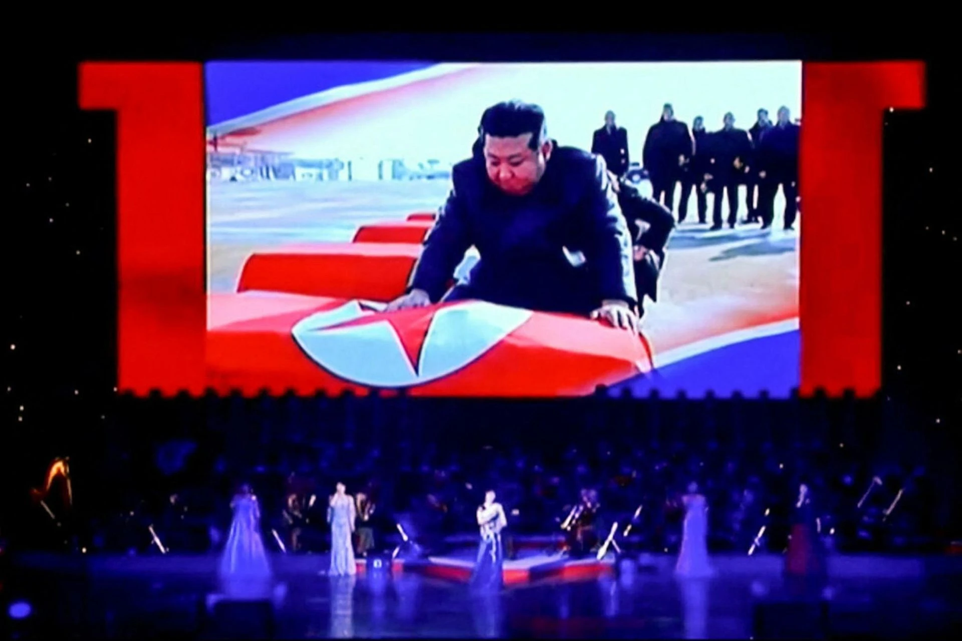 Wojna na Ukrainie Kim Dzong Un nad trumną żołnierza! Sam wysłał go na wojnę