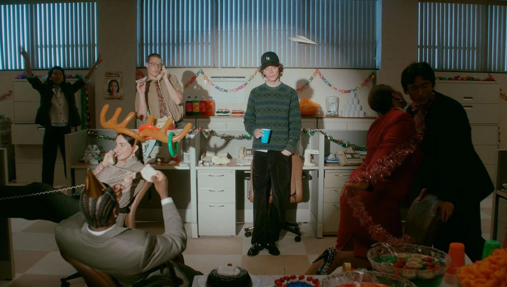 Strefa mody Baggy Season według Levi’s – świąteczny styl w nowym wydaniu.