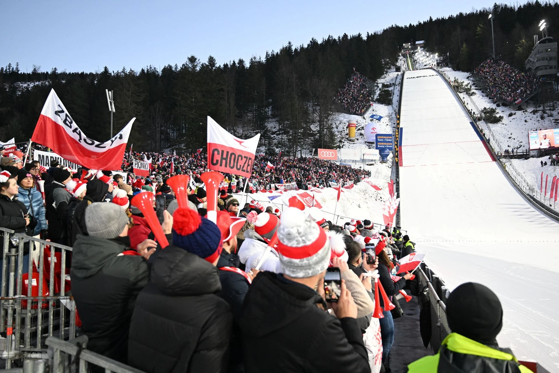 Niespodziewanie Fatalne wieści dla kibiców skoków w Zakopanem! Klamka zapadła