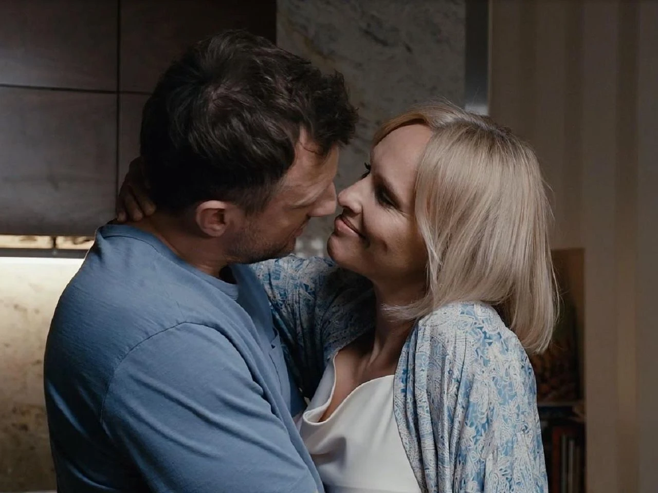 M jak miłość M jak miłość, odcinek 1883: Dorota i Bartek znajdą kupca na dom. Wyprowadzą się z Grabiny dla dziecka - ZDJĘCIA, WIDEO