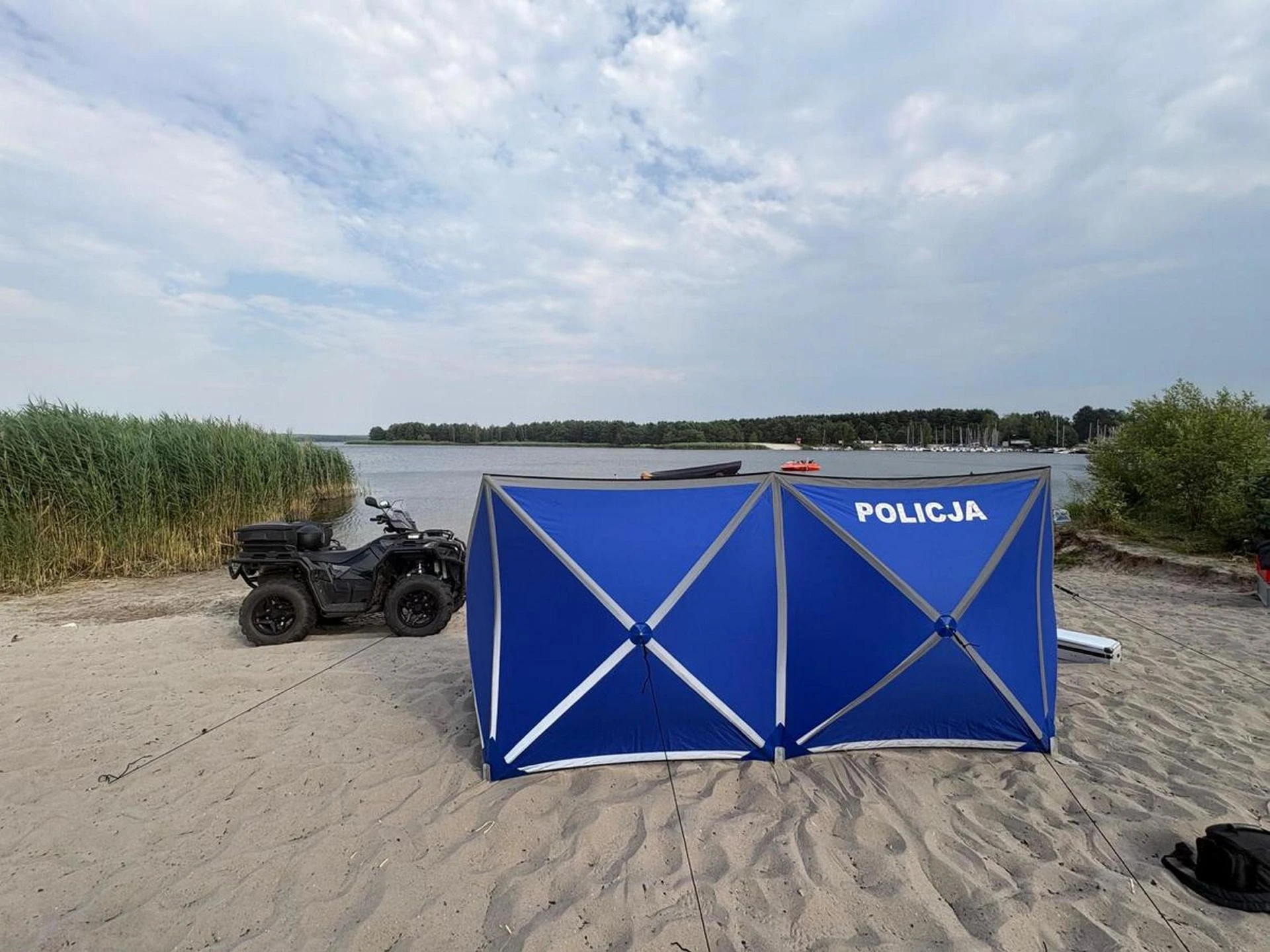 Tragedia nad wodą Szkoła żegna 15-letniego Kacpra! Zginął w czasie wakacyjnego wypadu. 
