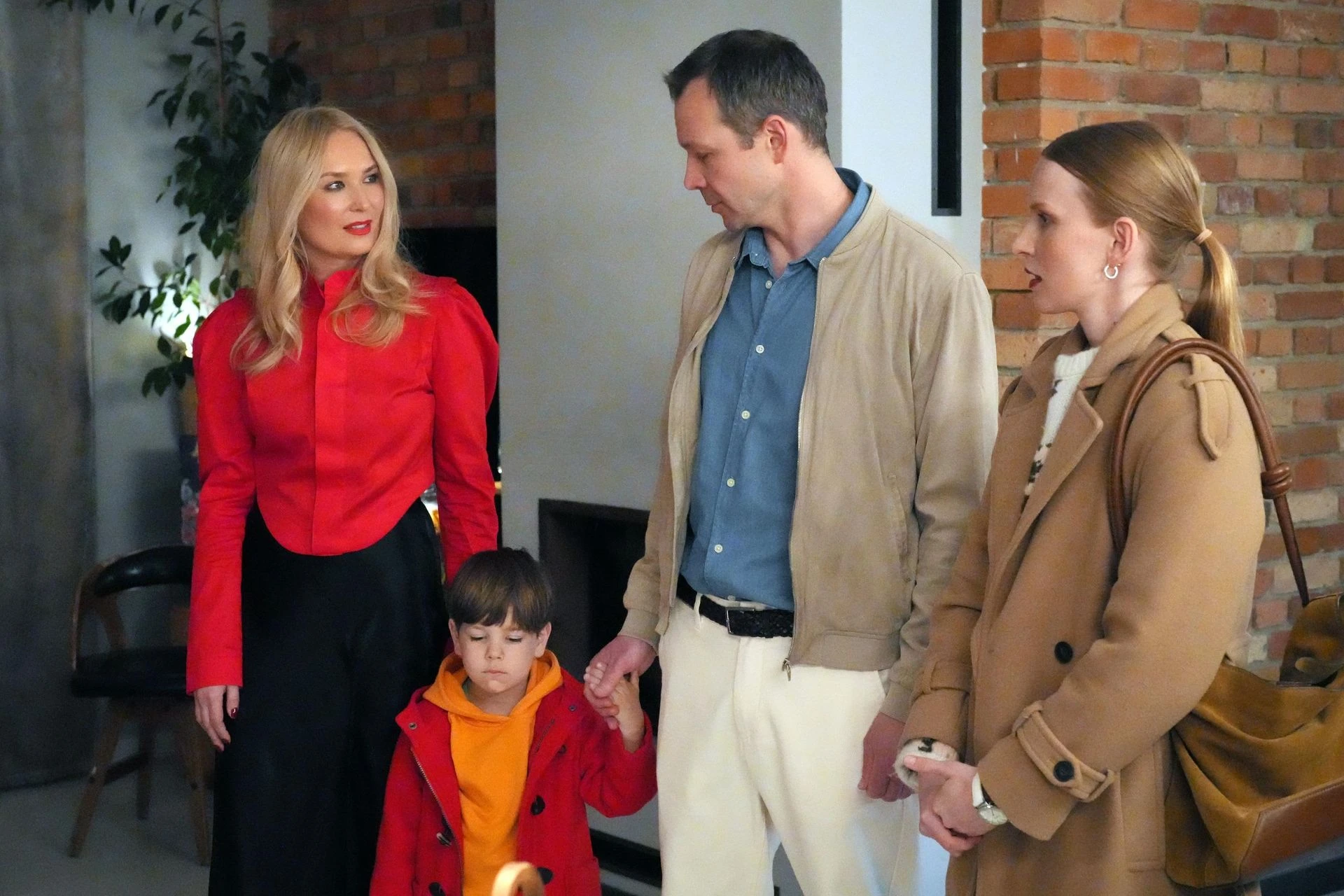 Barwy szczęścia Barwy szczęścia, odcinek 3235: Jagoda zniszczy urodziny Karoliny. Bruno pojawi się w dniu przyjęcia z kuratorką u boku - ZDJĘCIA