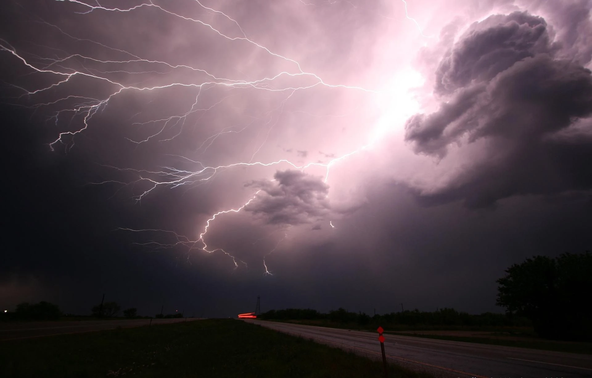 Prognoza IMGW Deszcz, burze i nagłe zmiany temperatur w całej Polsce! Pogodowa huśtawka