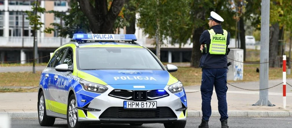 szok! Policjanci obrażali obcokrajowca podczas interwencji. „Zamknij ryj” – padło w trakcie kontroli