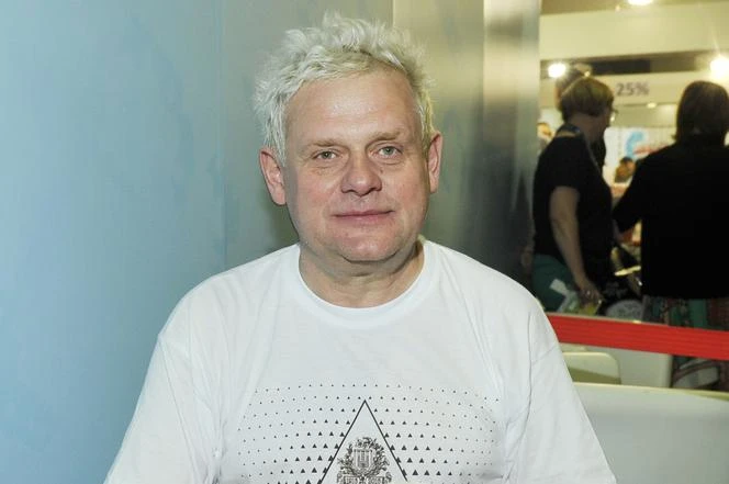 Kazik podłączony do specjalnej aparatury. Kult pisze o jego kłopotach zdrowotnych