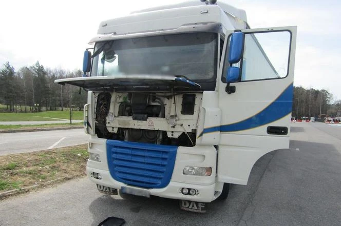 Inspektorzy nie wierzyli własnym oczom! W trakcie kontroli jednego TIR-a ujawnili ...