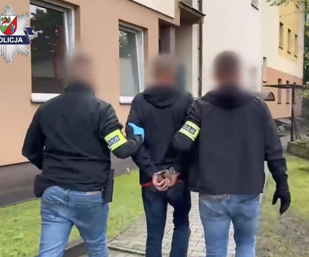 Sceny jak z horroru! Szok w Wielbarku! Mężczyzna podpalił kobietę!
