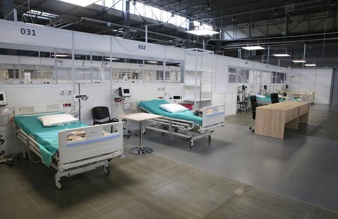 Szpital tymczasowy w Targach Kielce zlikwidowany. Kosztował 24 miliony, działał dw...