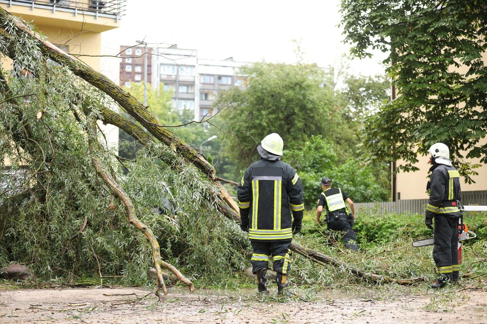 Prognoza na czwartek IMGW ostrzega. Południowa Polska na żółto i pomarańczowo