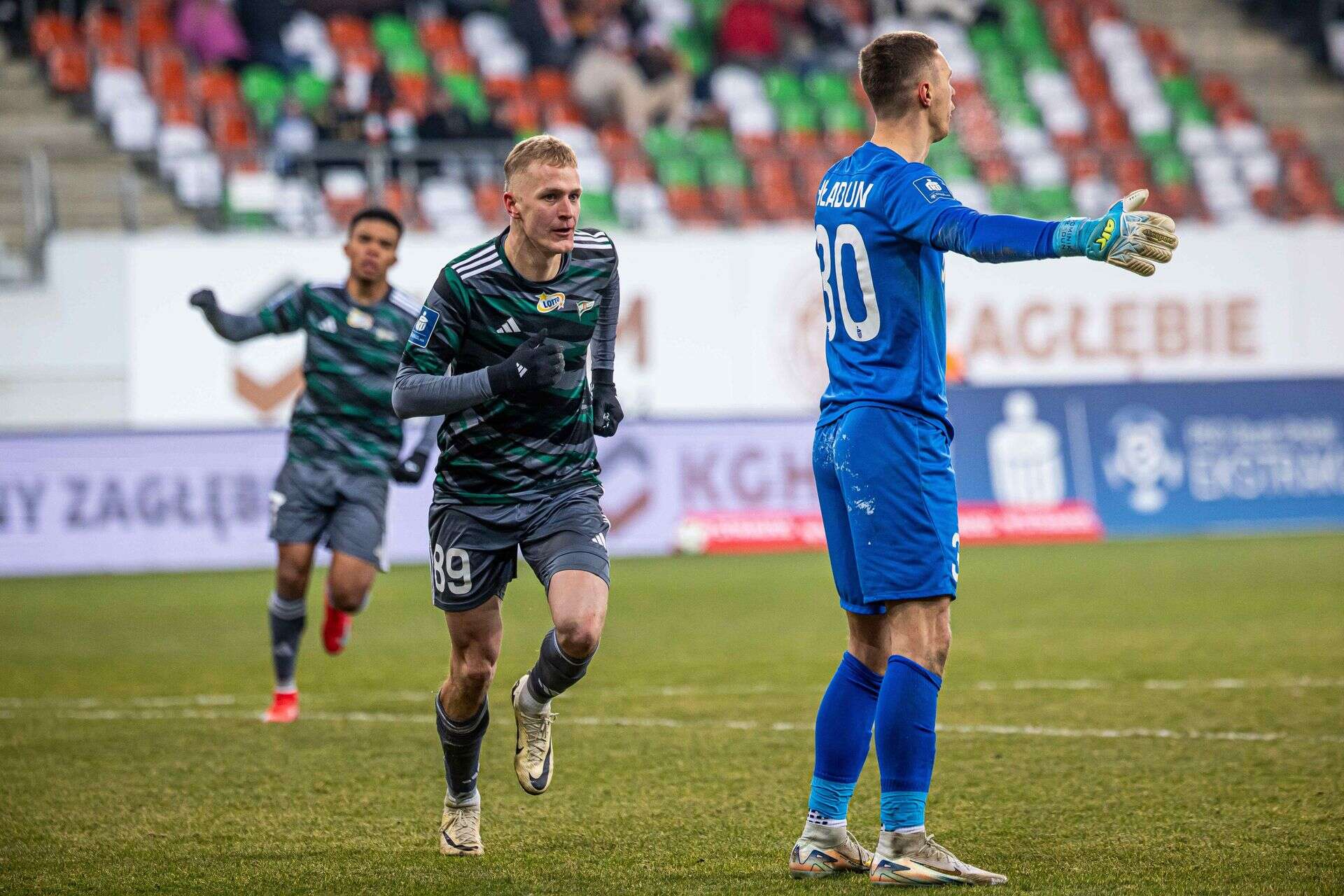 Co za forma beniaminka! Lechia znow to zrobiła! Zagłębie na kolanach, Tomas Bobcek trafił dwa razy [WIDEO]