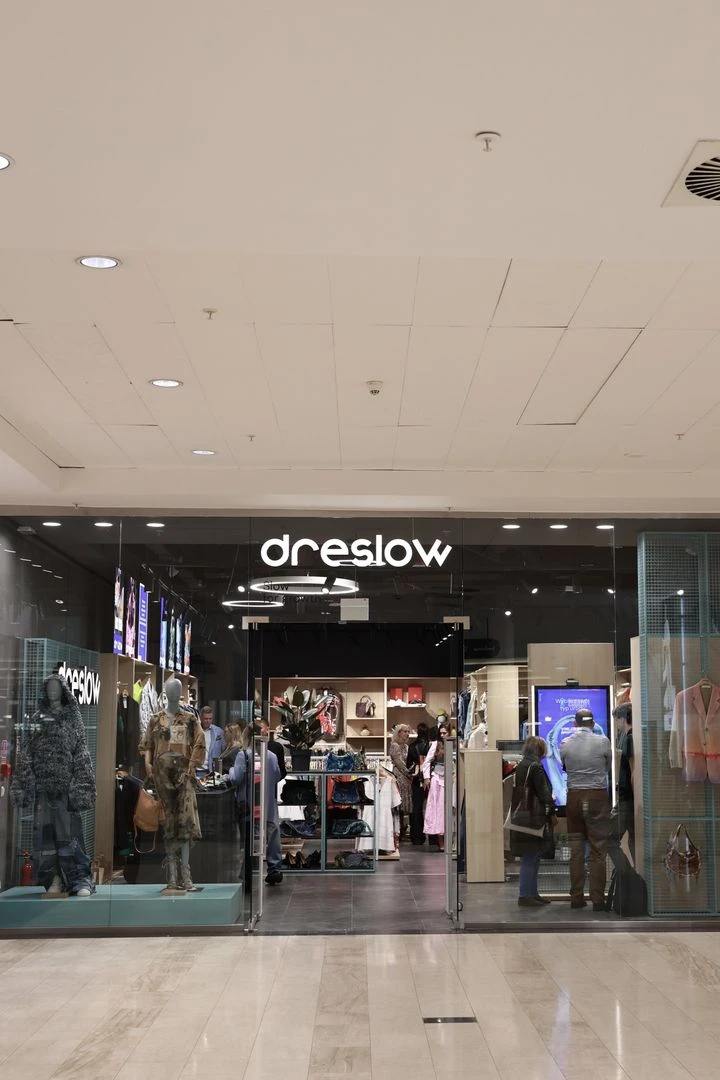 Strefa mody Dreslow - Czas na przebudzenie. Czas na rewolucję. Modową rewolucję. Pierwszy butik …