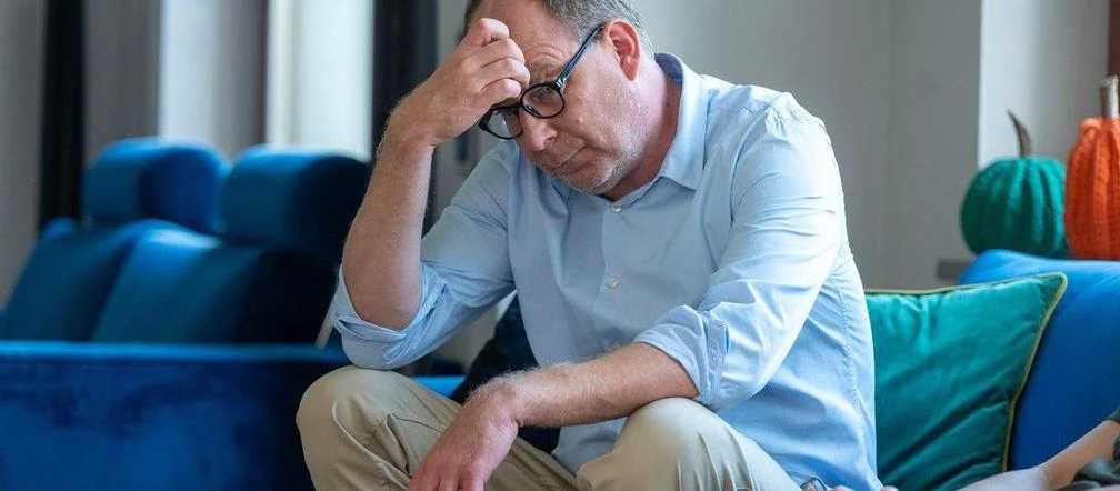 Barwy szczęścia Barwy szczęścia. Marek zacznie mieć kłopoty z pamięcią. Złoty zachoruje na to samo, …