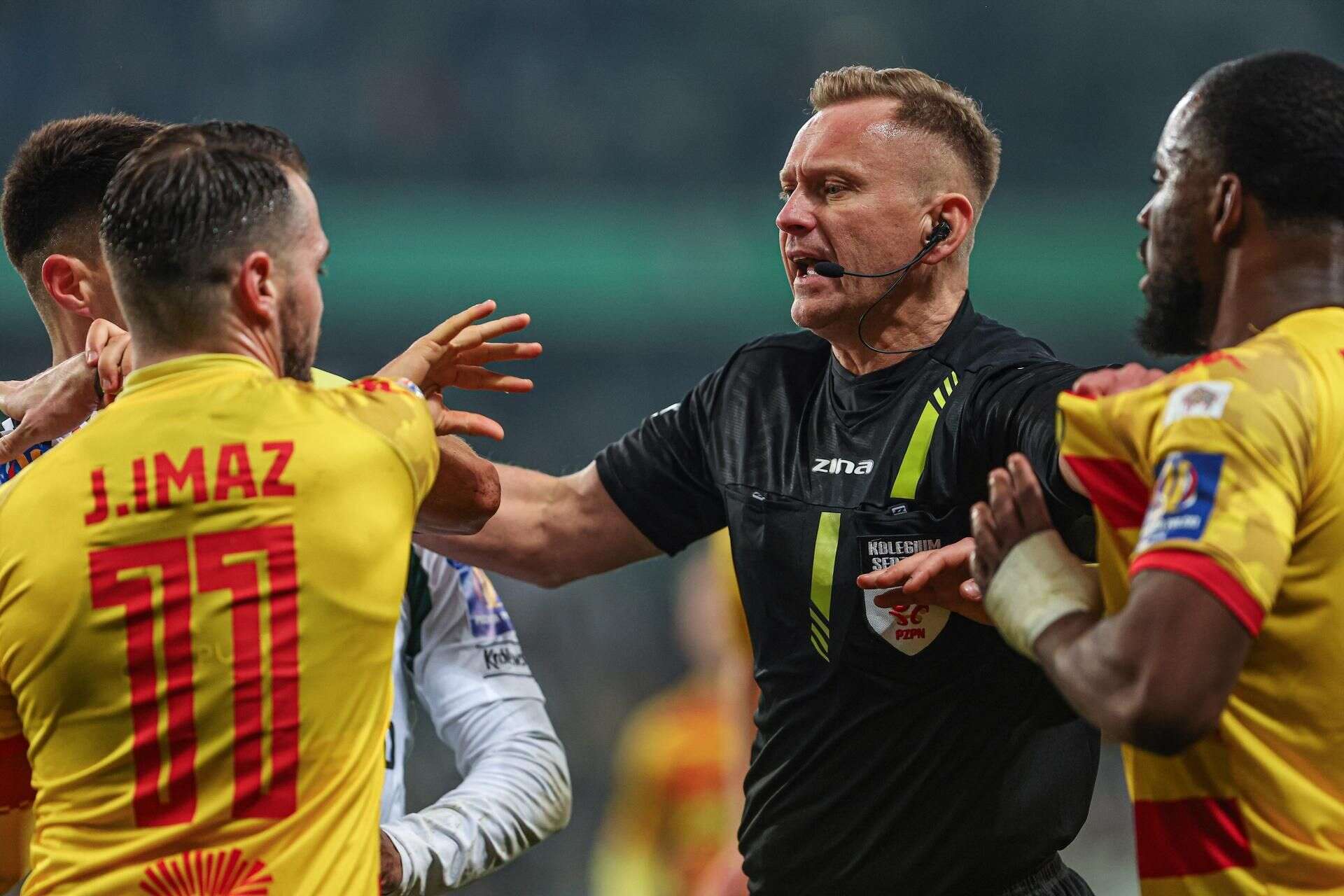 To jeszcze nie koniec! Jagiellonia nie odpuszcza Marciniakowi i Lasykowi! Oficjalne pismo do PZPN i UEFA po…