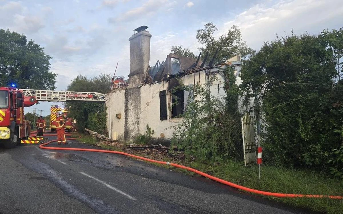 Béarn et Soule : un accident mortel de tracteur, une maison ravagée par un incendie, un exhibitionniste dans un magasin… 4 faits divers à lire ce lundi
