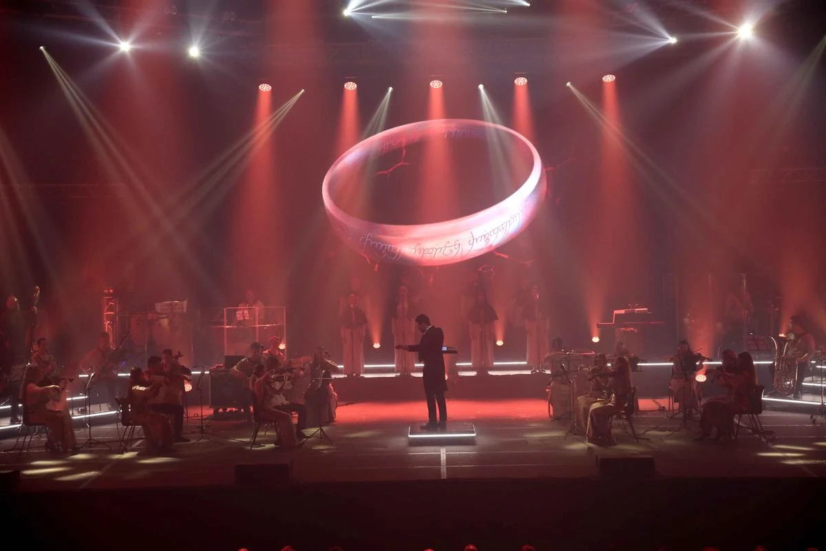 En images. Avatar, Star Wars, Harry Potter, Games of Thrones… « Music is Coming » plonge le Zénith de Pau dans le fantastique