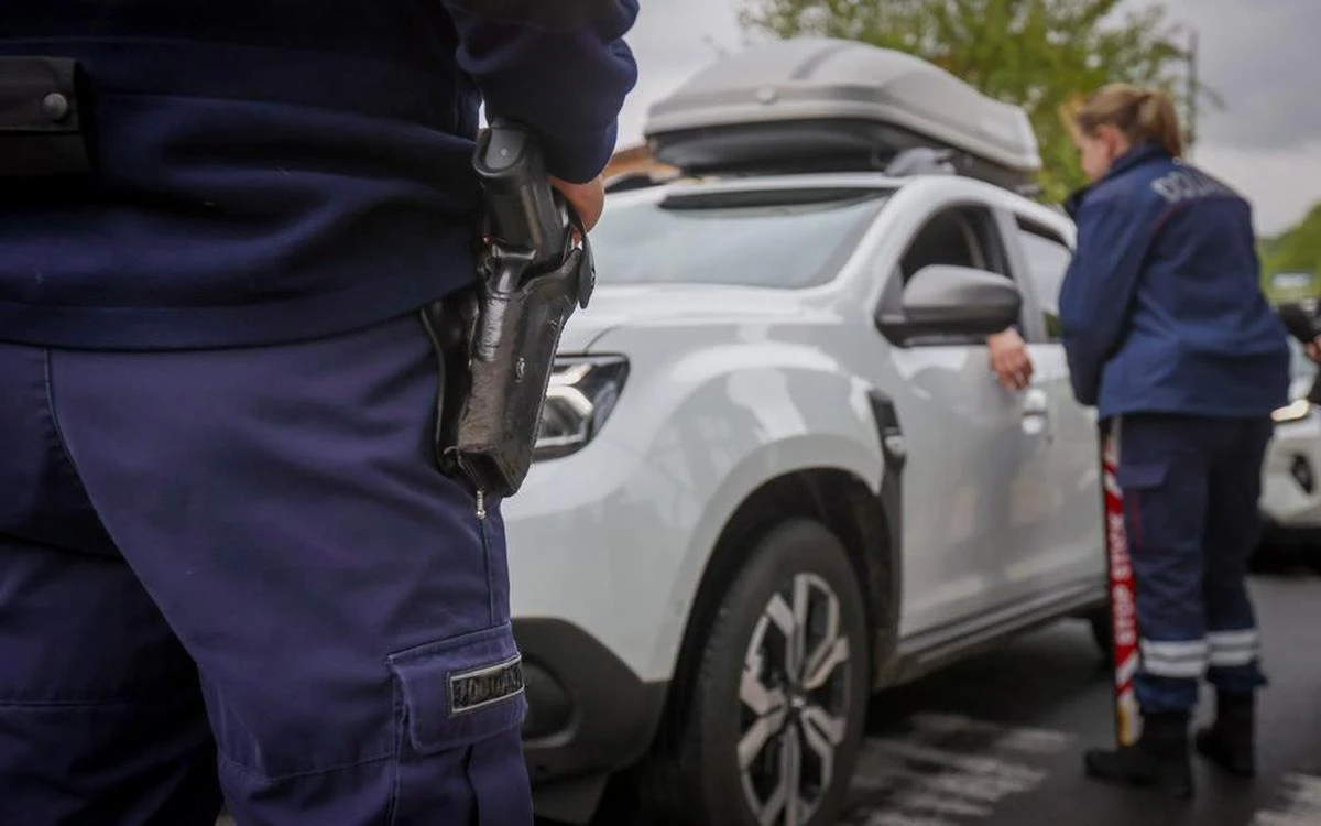 « Je suis tombé d’une falaise » : au col du Pourtalet, il tente de fuir les douaniers avec 30 kg de cannabis dans le coffre