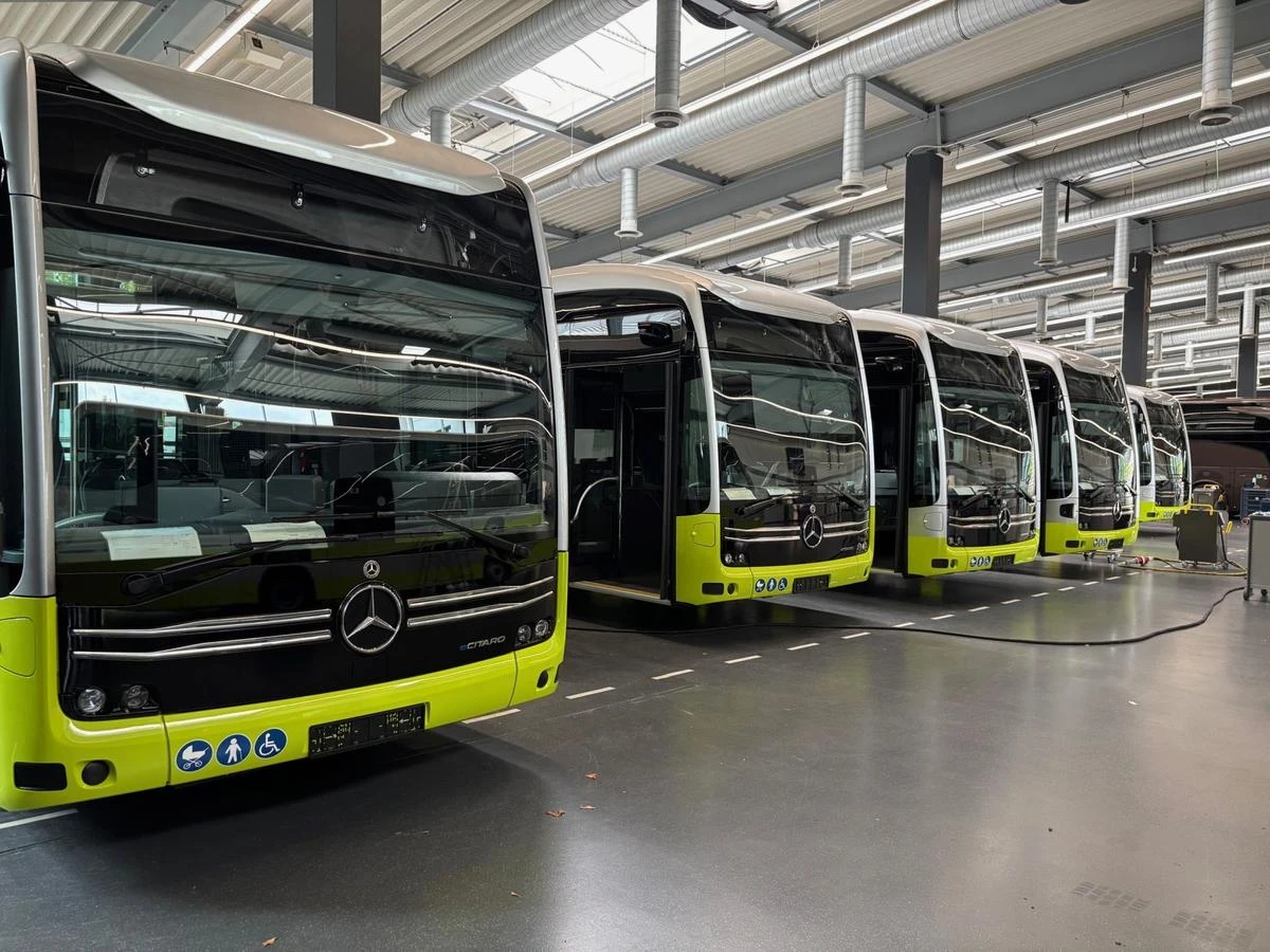 Agglo de Pau : une délégation d’Idélis en visite en Allemagne pour découvrir les futurs bus du réseau