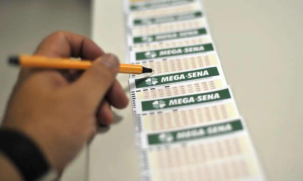 Mega-Sena acumula e prÃªmio vai a R$ 51 milhÃµes; confira os nÃºmeros