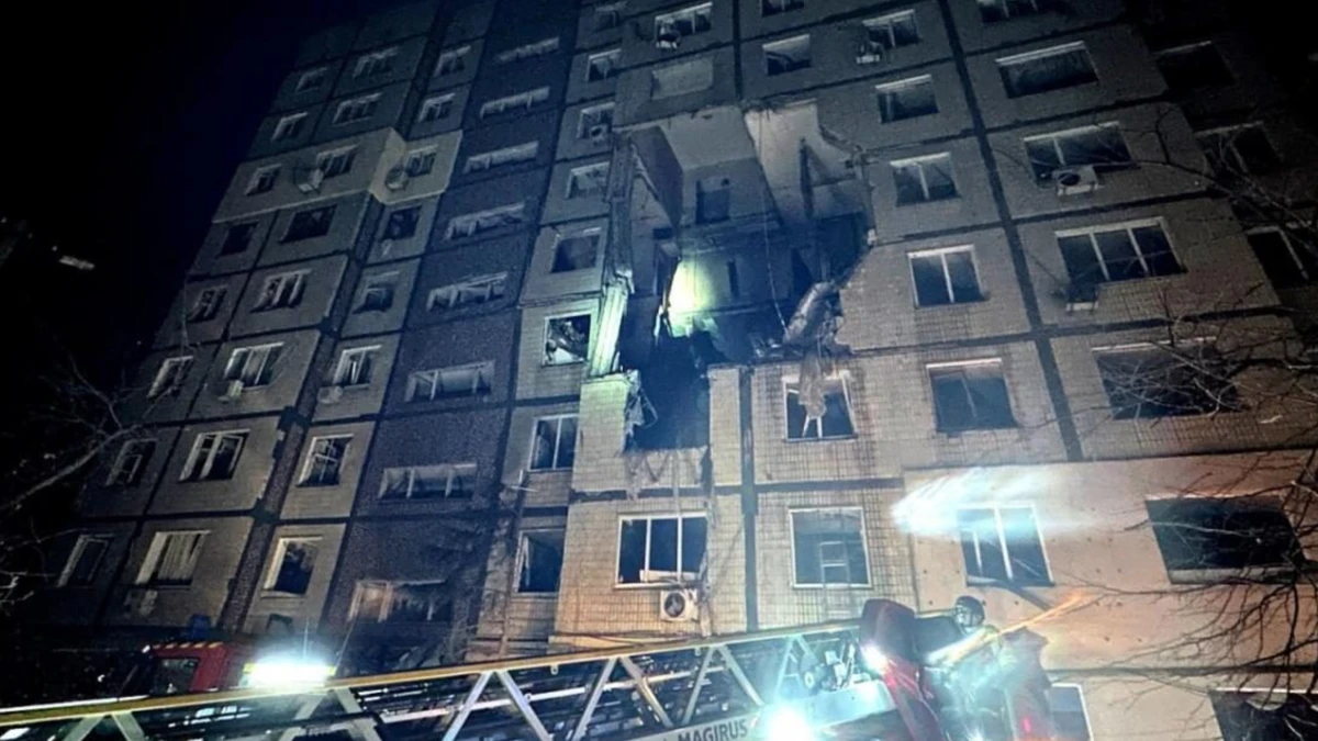 Rosjanie uderzyli w nocy. Są ofiary i ranni, blackout w kilku miastach