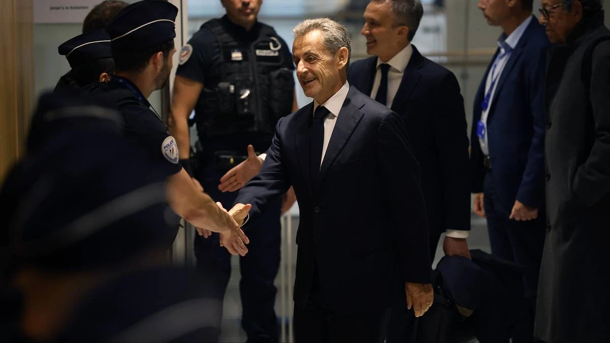 Były prezydent Francji na ławie oskarżonych. Zapadł wyrok