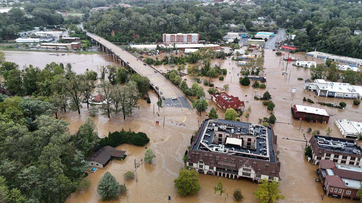 Helene pustoszy USA. 100 ofiar i setki zaginionych