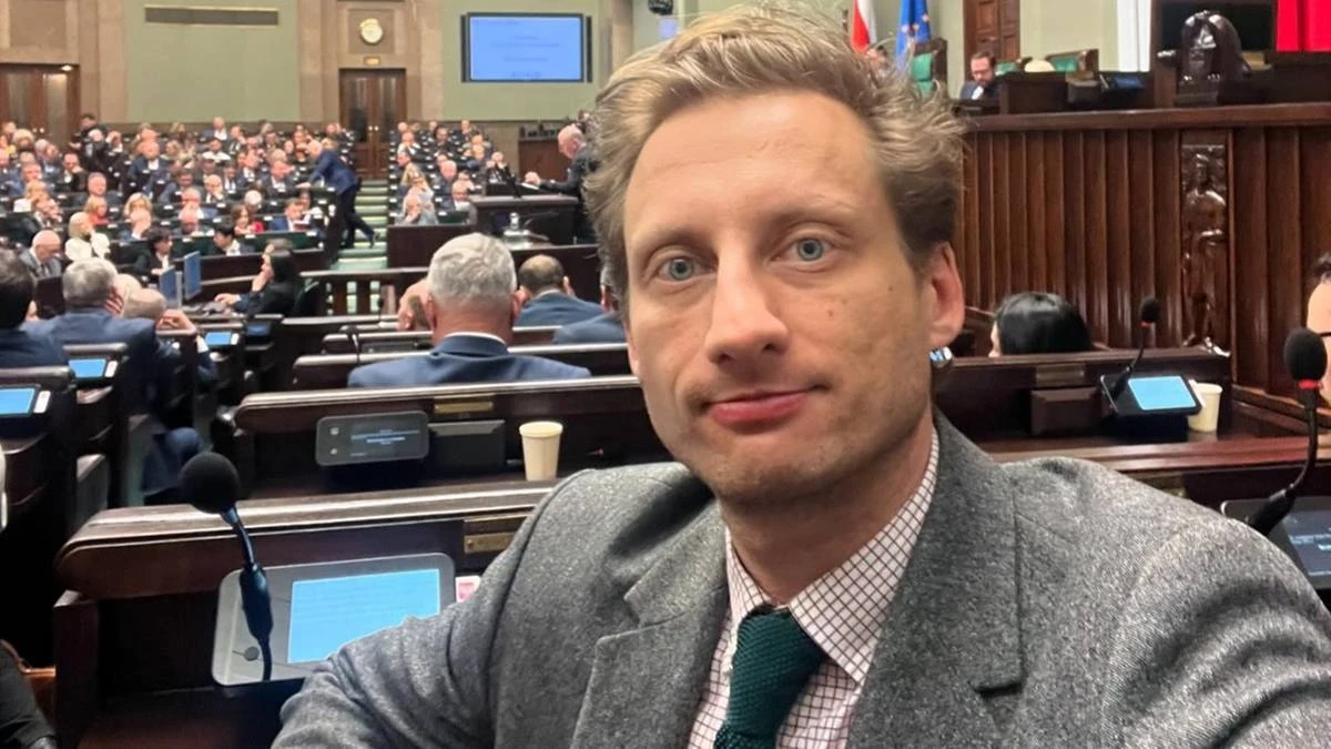 Spór o posła Sterczewskiego. Polityk PiS o 