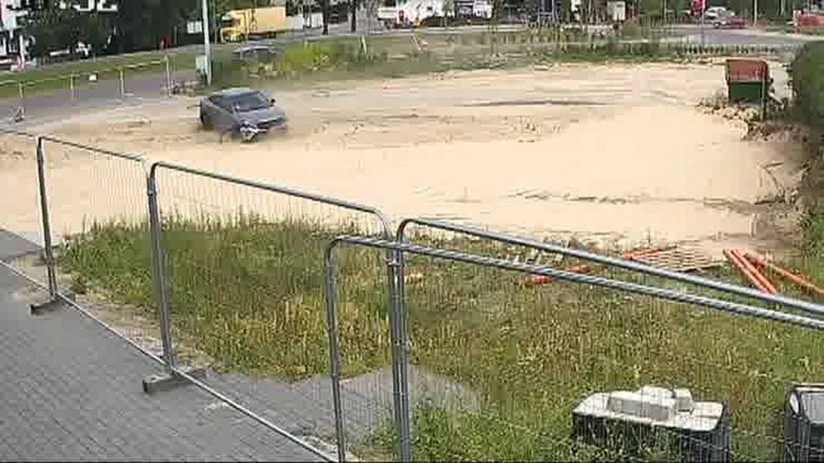 Lot nad rondem w Pleszewie. To nie była wina kierowcy