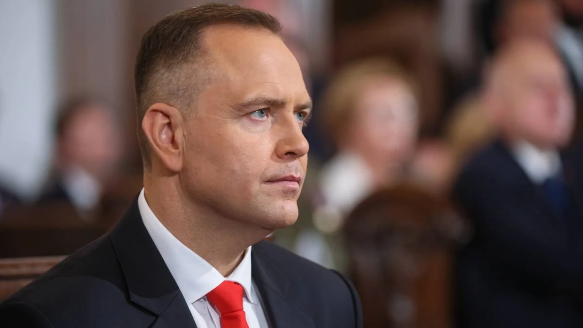 Zarobki głowy państwa. Dzięki rządowi dostanie podwyżkę