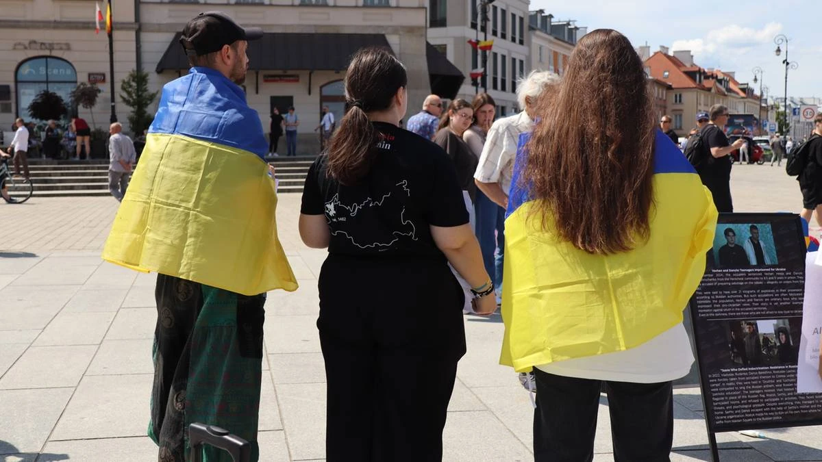 Polacy niedocenieni za pomoc Ukrainie? Najnowszy sondaż nie pozostawia wątpliwości