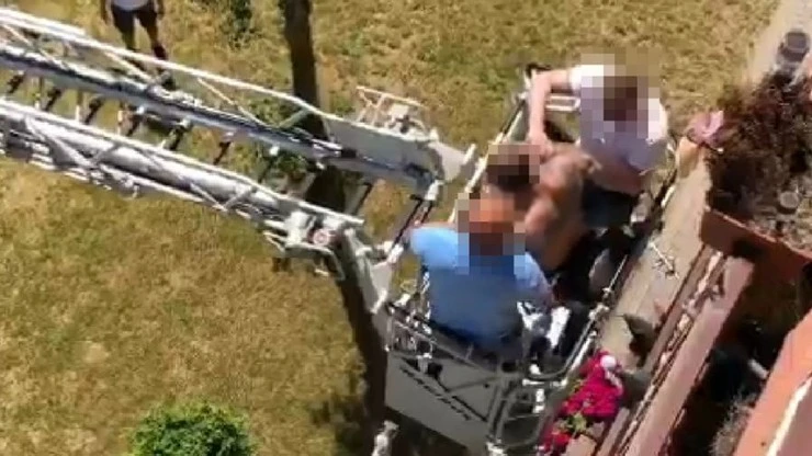 Uciekał po balkonach. Policjanci 