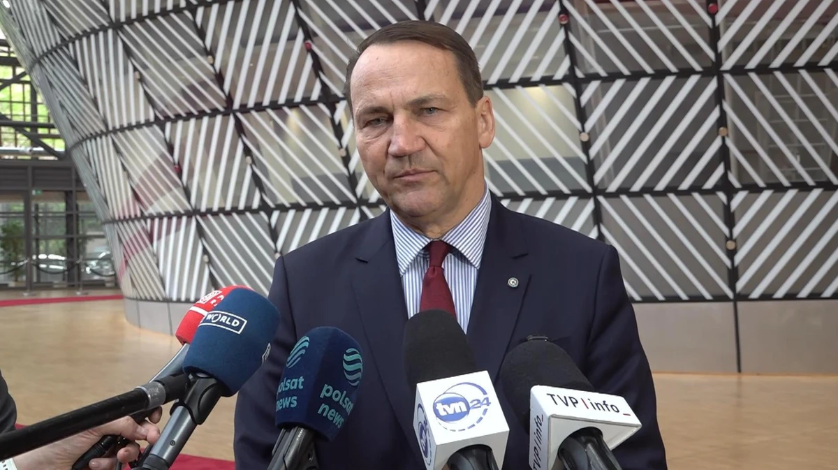 Rosjanie zniszczyli polski pomnik. Stanowcza reakcja Sikorskiego