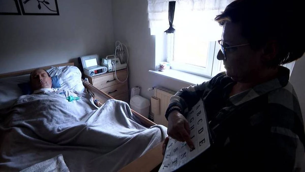 Wymagają całodobowej opieki. Brakuje podpisu NFZ