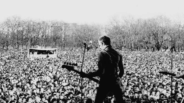 Heroínas del sintetizador, feminismo punk y la muerte de Brian Jones: lo mejor del In-Edit 2020 sin salir de casa 