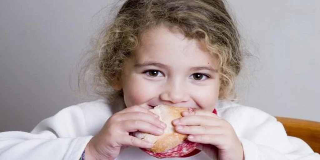 Los niños de entre 6 y 12 años consumen pan menos de dos veces al día