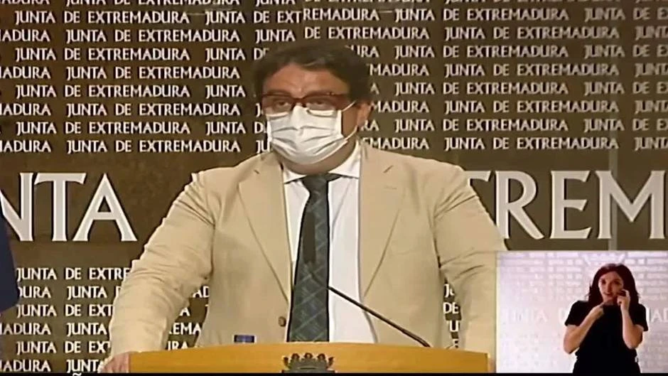 Consejero Sanidad insta a ser 