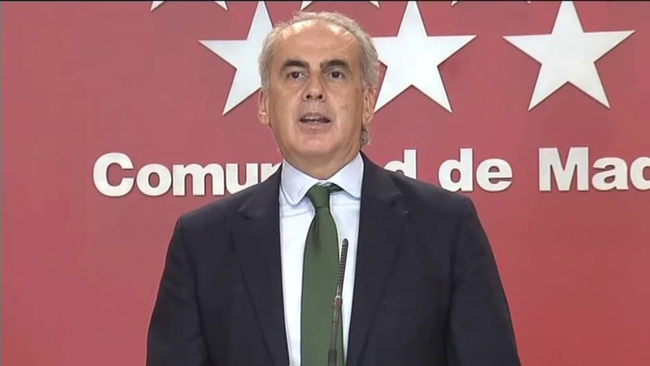 Madrid prohíbe las reuniones de no convivientes en espacios públicos y privados entre las 00:00 y las 6:00 horas