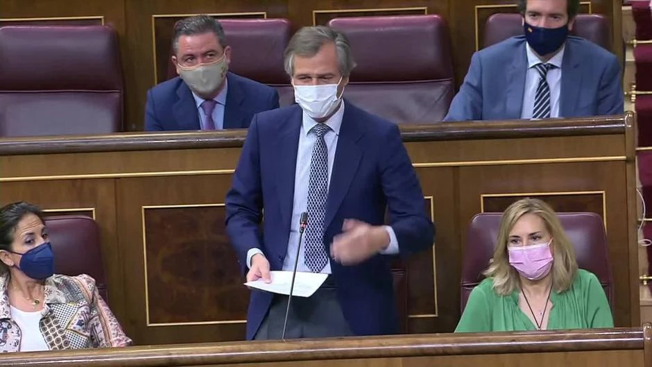El PP acusa a Robles de traicionarse a sí misma apoyando los indultos