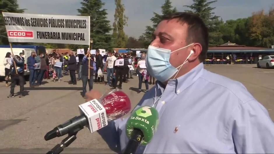 Trabajadores de la funeraria de Madrid hacen huelga ante la falta de un protocolo